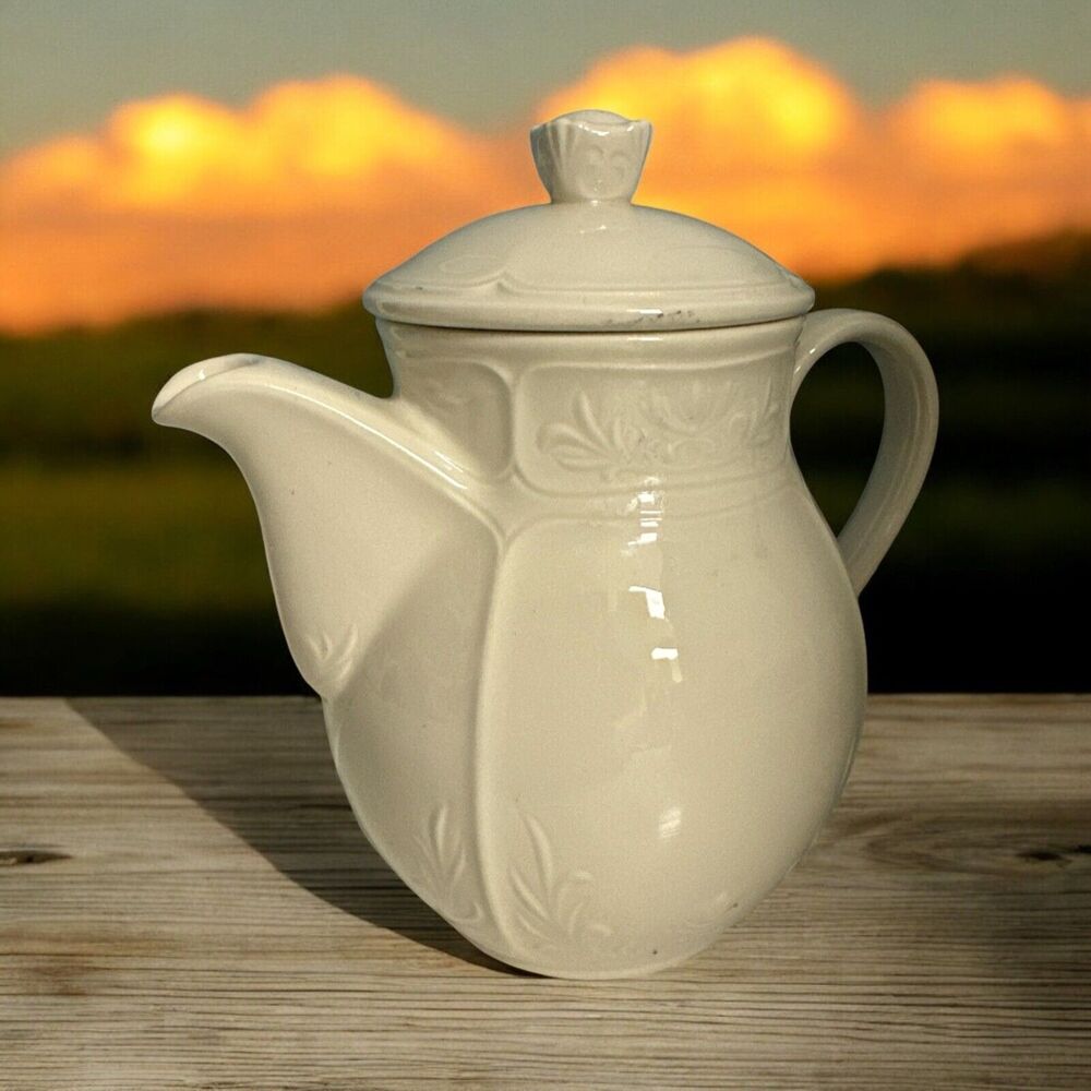 Vintage Villeroy and & Boch CORTINA 2000 Miniature Coffee Pot with Lid Retired‎